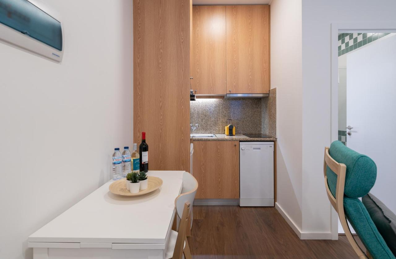 Host Wise - Modern Studios With Terrace - Walk Everywhere Πόρτο Εξωτερικό φωτογραφία