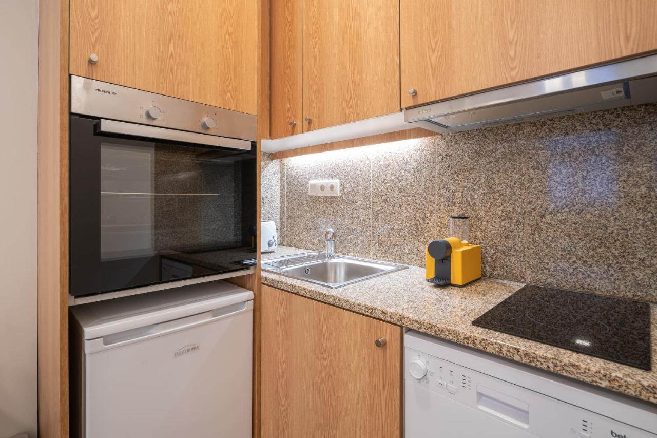 Host Wise - Modern Studios With Terrace - Walk Everywhere Πόρτο Εξωτερικό φωτογραφία