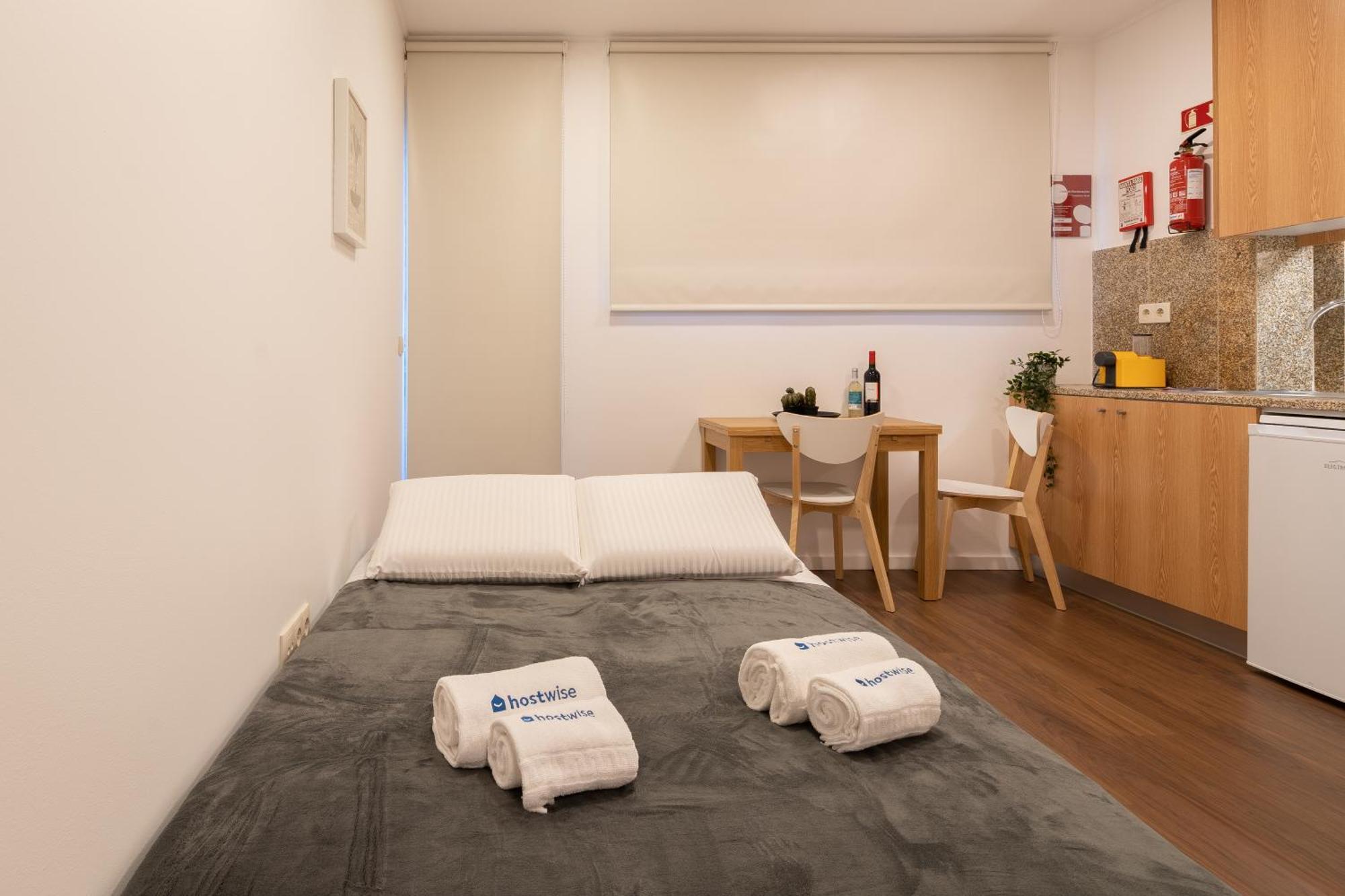 Host Wise - Modern Studios With Terrace - Walk Everywhere Πόρτο Δωμάτιο φωτογραφία